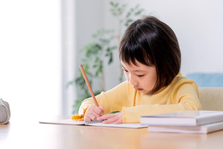 子どもの勉強風景
